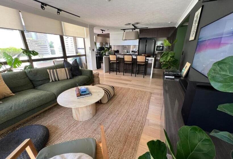 דירת דלוקס 2 חדרי שינה, Breakers North Absolute Beachfront Apartments