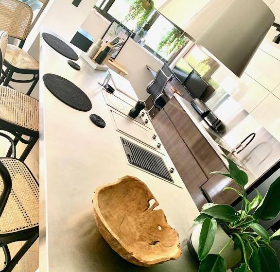 ２ベッドルームデラックスアパートメント, Breakers North Absolute Beachfront Apartments