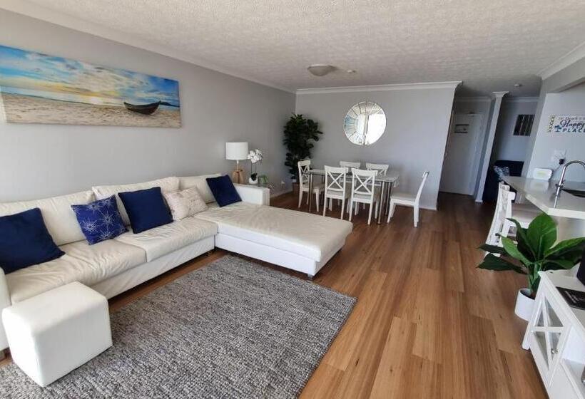 Номер Superior Вид на Море, Breakers North Absolute Beachfront Apartments