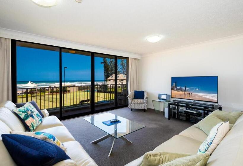 Апартаменты 2 Спальни, Breakers North Absolute Beachfront Apartments