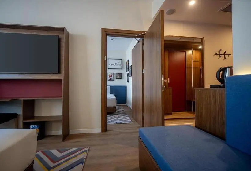 キングサイズベッドのスタンダードルーム, Doubletree By Hilton Charleston Mount Pleasant