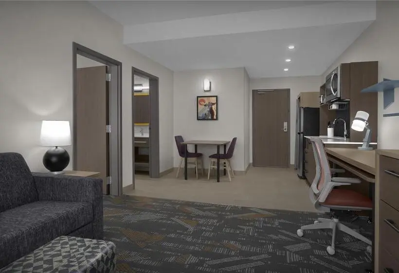 キングサイズベッドのスイートルーム, Doubletree By Hilton Charleston Mount Pleasant