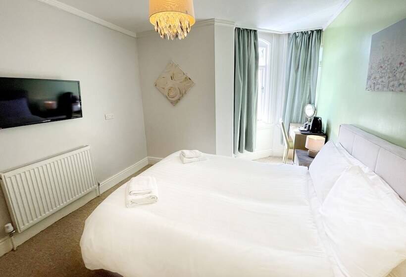 标准间, Dukes Folly