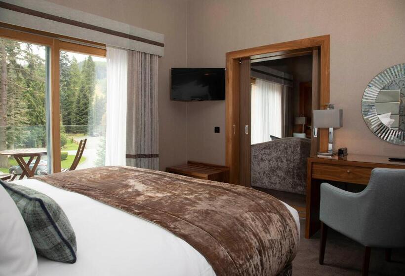 جناح, Fonab Castle