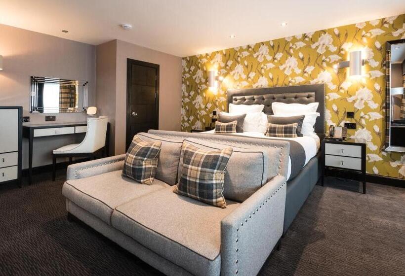 غرفة سوبيريور سرير كينج, Fonab Castle