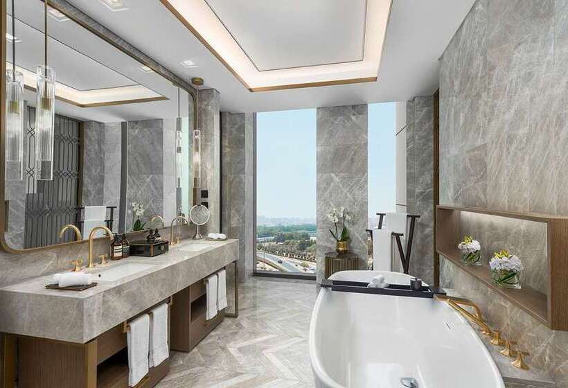 إستوديو قياسى سرير كينج, Hilton Nay Pyi Taw