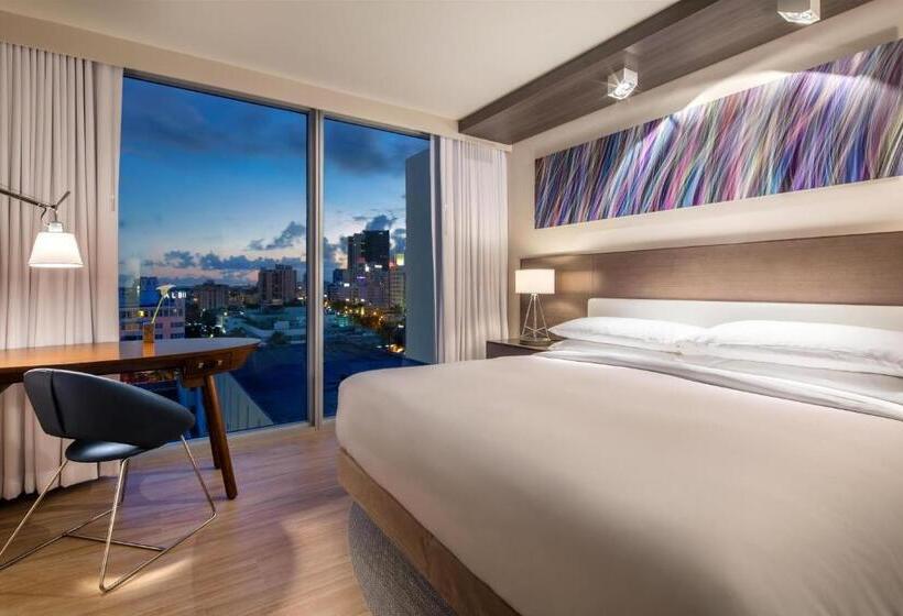 Стандартный Номер Кровать Кинг, Hyatt Centric South Beach Miami