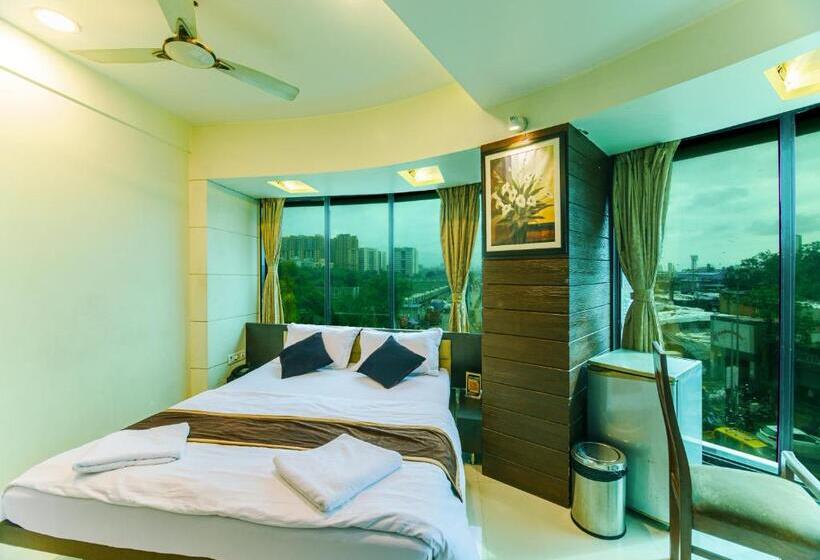 スーペリアールーム, La Hotel Metro Near Bkc