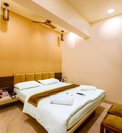 スーペリアールーム, La Hotel Metro Near Bkc