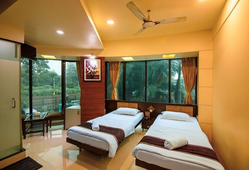 スーペリアールーム, La Hotel Metro Near Bkc