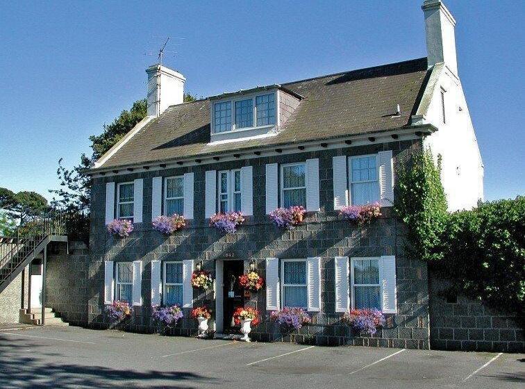 침실 1개 주택, Le Chene