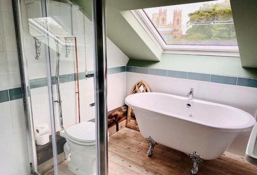 Семейный Номер Deluxe, Minster Walk Guesthouse