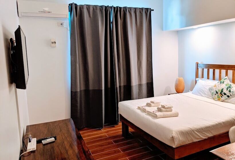 バルコニー付きデラックスルーム, Pacific Crown