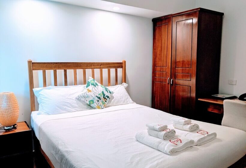 バルコニー付きデラックスルーム, Pacific Crown