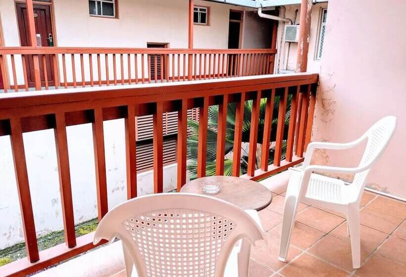 ガーデンビュースイート, Pacific Crown