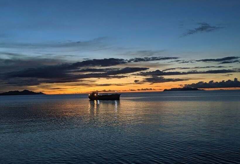 オーシャンビュースイート, Pacific Crown