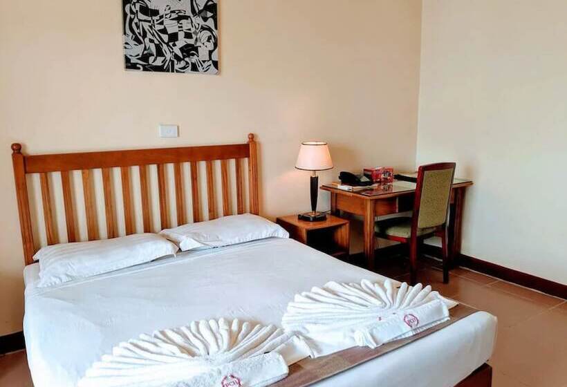 オーシャンビュースイート, Pacific Crown