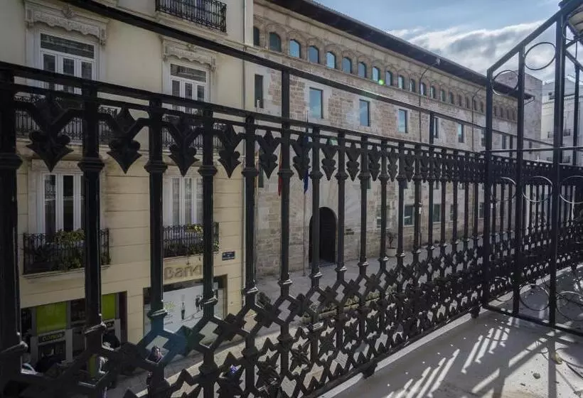 استودیوی لوکس, San Lorenzo Boutique