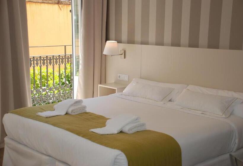 اتاق پریمیوم چهارنفره, San Lorenzo Boutique