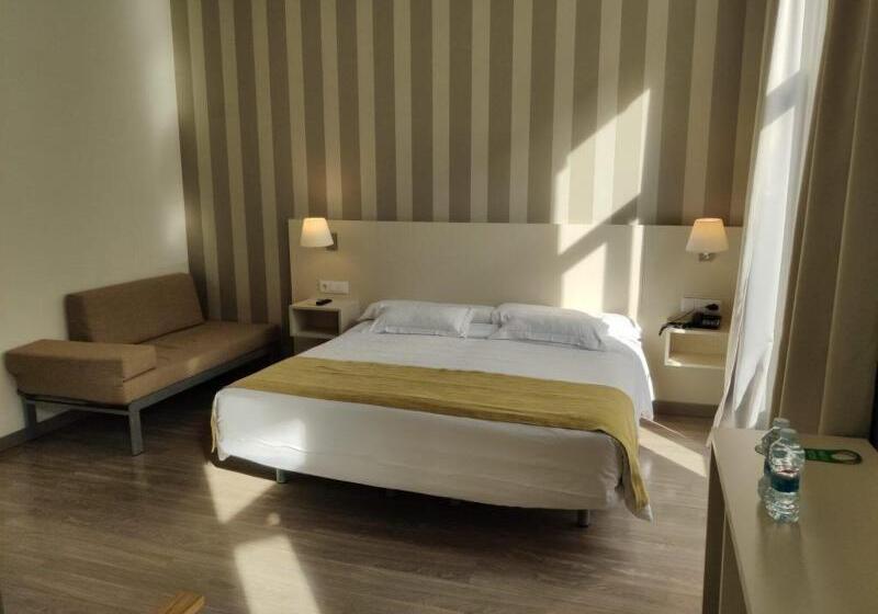 إستوديو ديلوكس, San Lorenzo Boutique