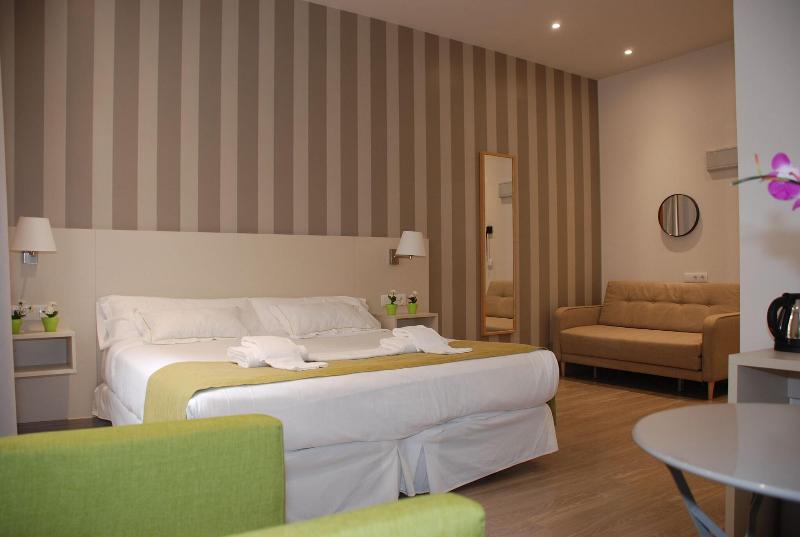 اتاق پریمیوم چهارنفره, San Lorenzo Boutique