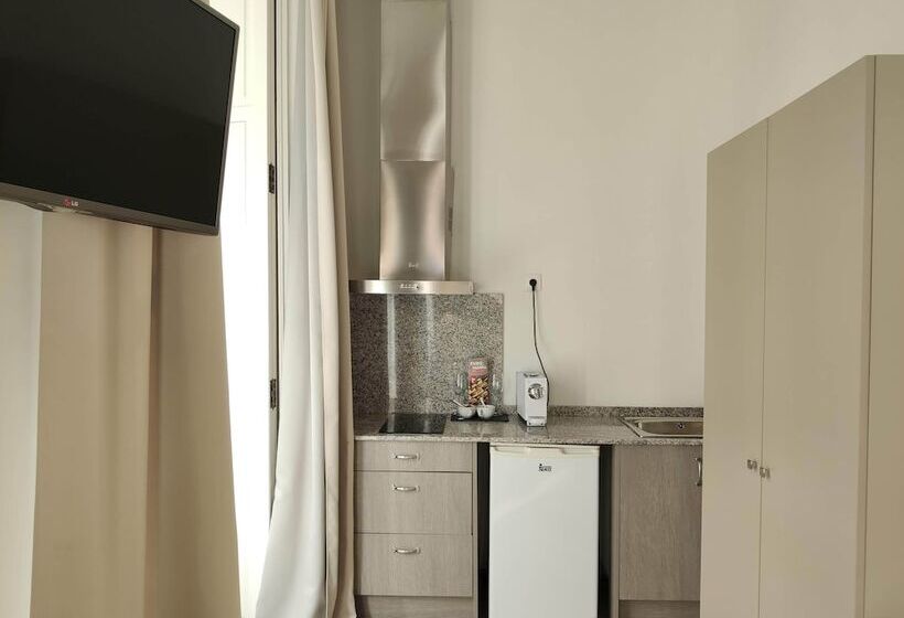 استودیوی لوکس, San Lorenzo Boutique