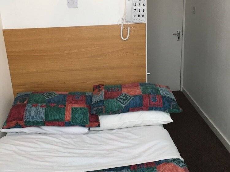 חדר סטנדרט, Smiths