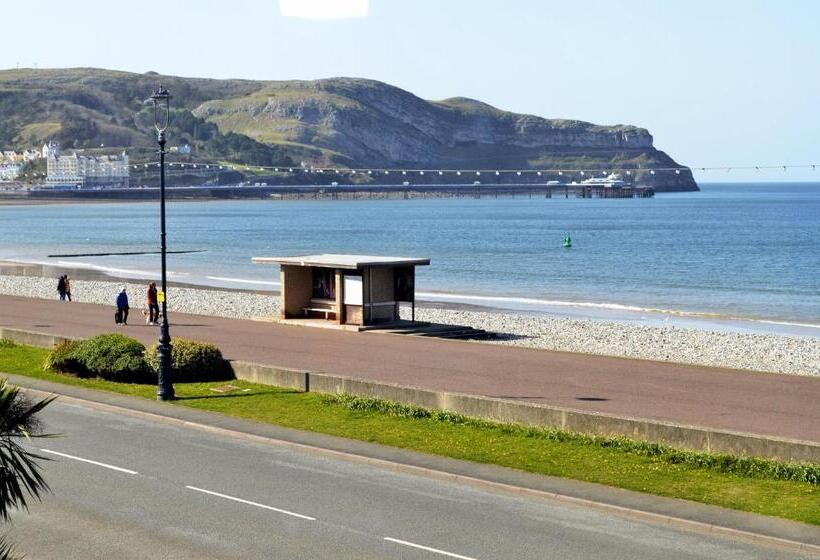 디럭스 룸 킹사이즈 침대, St Hilary Guest House