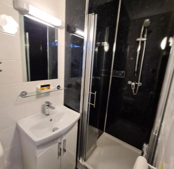 Стандартный Номер Кровать Кинг, The Penkelie