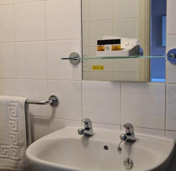 Номер Basic, The Penkelie