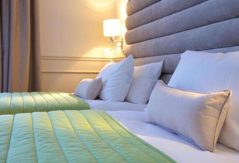 חדר סטנדרט מותאם לאדם עם מוגבלויות, The Talbot Inn