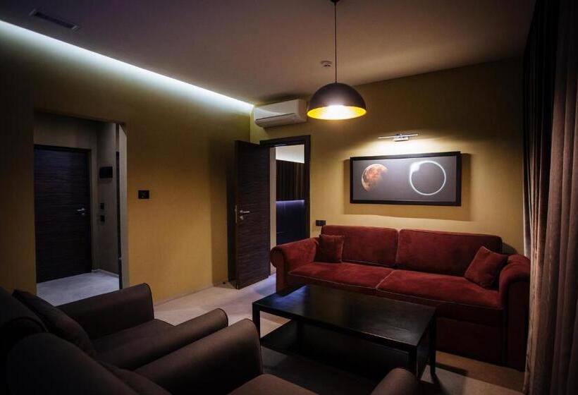 جناح, Lh Hotel&spa