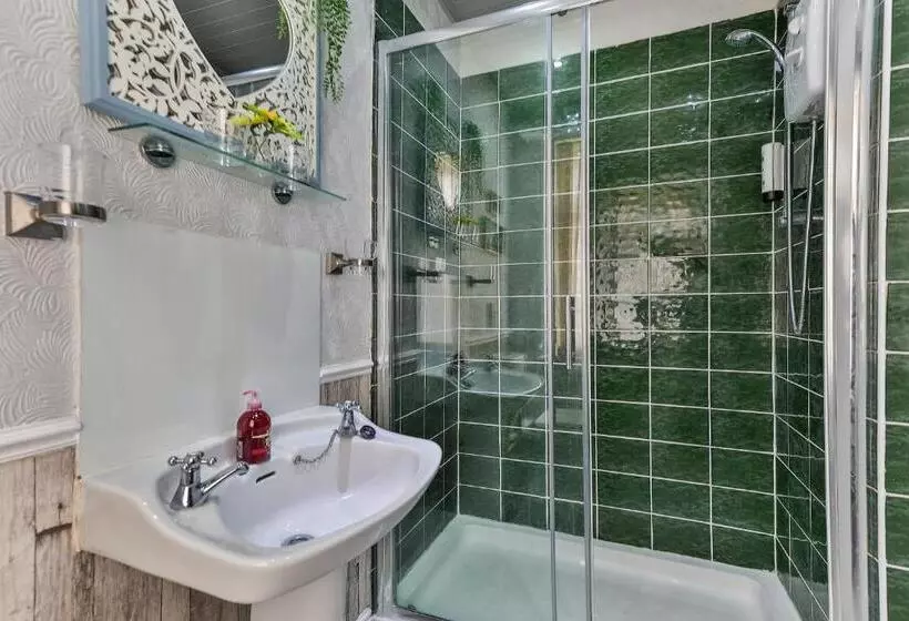 اتاق استاندارد, The Kensington