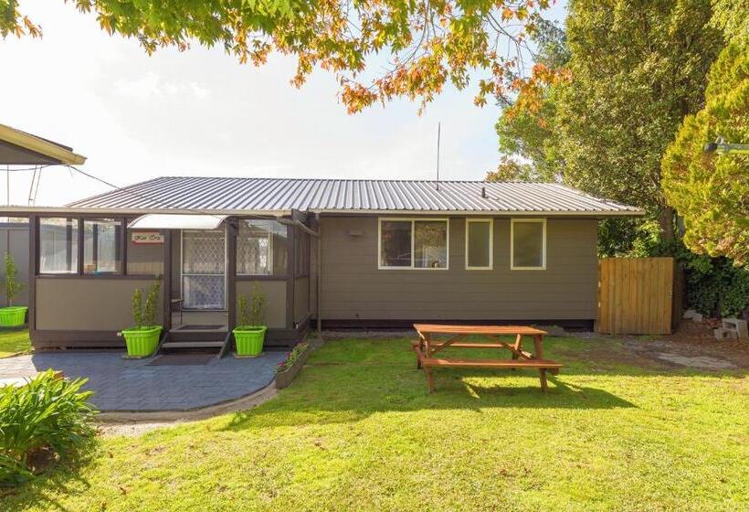 1ベッドルームハウス, Red Rock Thermal Motel Mineral Pool