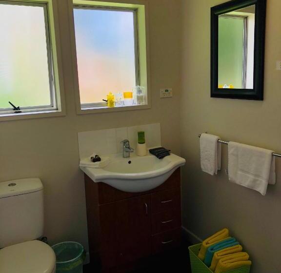 1ベッドルームのスーペリアアパートメント, Red Rock Thermal Motel Mineral Pool