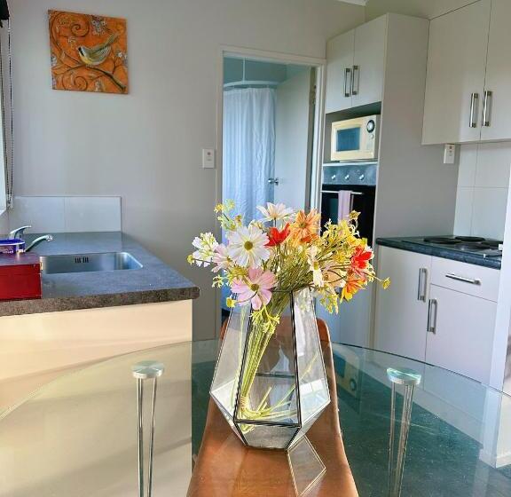 1ベッドルームのデラックスアパートメント, Red Rock Thermal Motel Mineral Pool