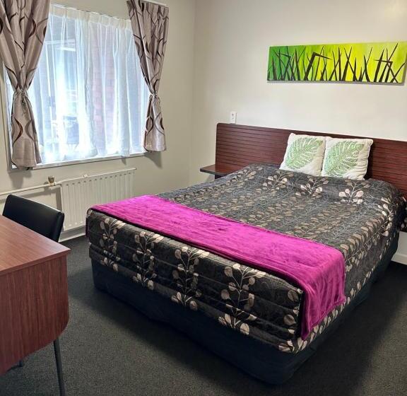 Апартаменты 1 Спальня, Red Rock Thermal Motel Mineral Pool