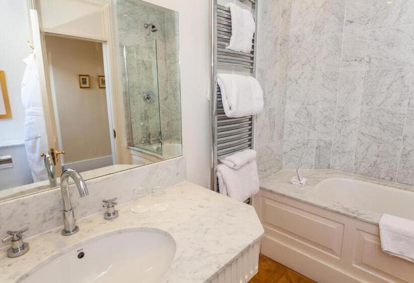 スーペリアールーム, Rushton Hall Hotel And Spa