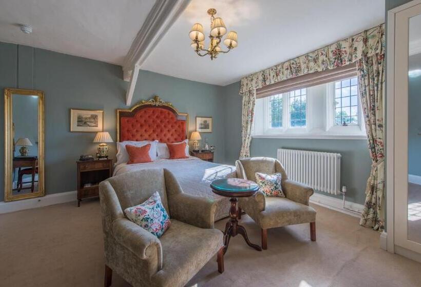 Номер Superior, Rushton Hall Hotel And Spa