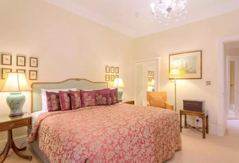 身障者適用スタンダードルーム, Rushton Hall Hotel And Spa
