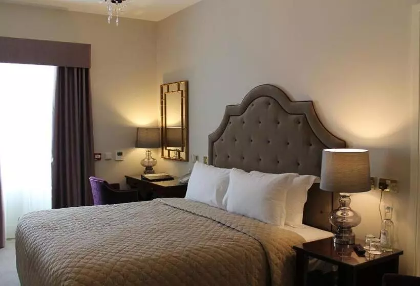 身障者適用スタンダードルーム, Rushton Hall Hotel And Spa