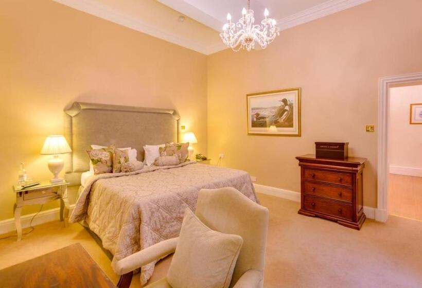 スタンダードルーム, Rushton Hall Hotel And Spa