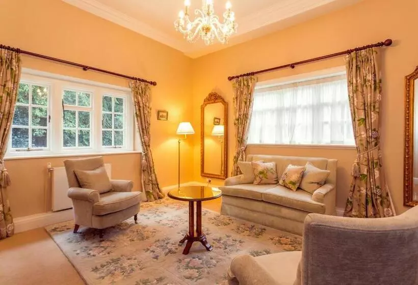 スタンダードルーム, Rushton Hall Hotel And Spa