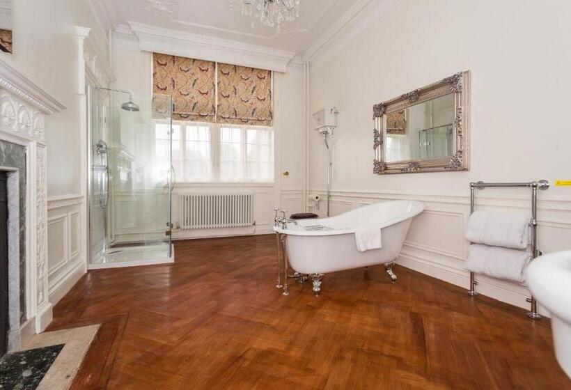 スタンダードルーム, Rushton Hall Hotel And Spa