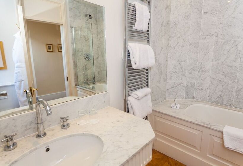 スーペリアールーム, Rushton Hall Hotel And Spa