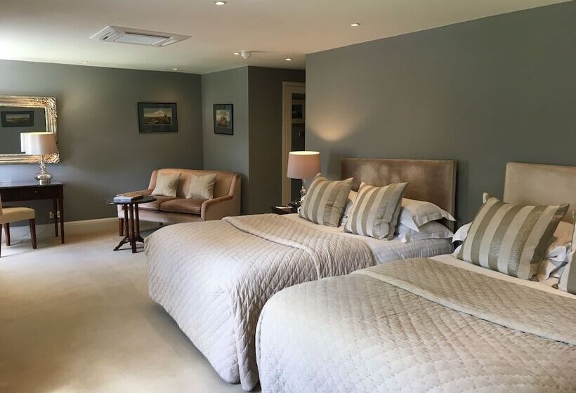 Номер Superior, Rushton Hall Hotel And Spa
