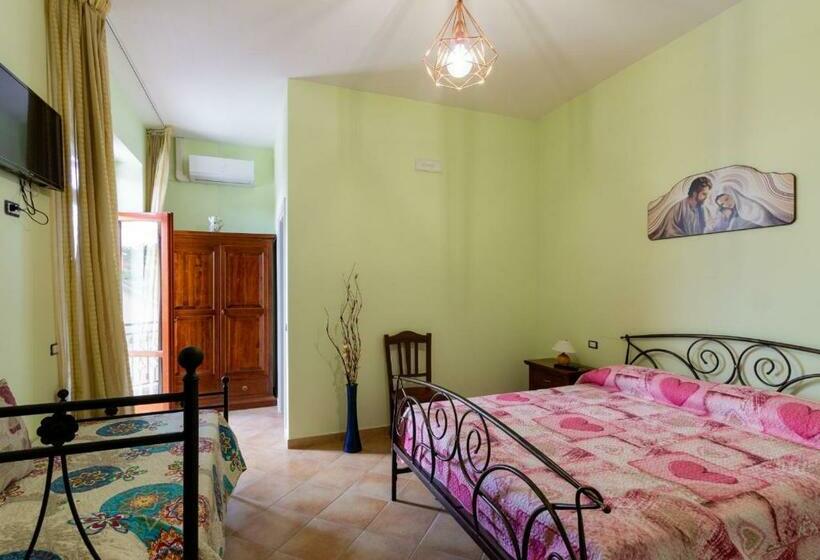 标准三人间, Agriturismo Montagne Verdi   Irpinia