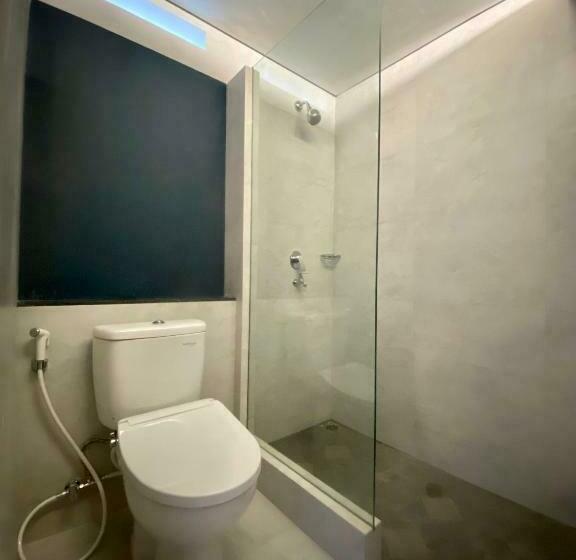 Lakosztály Erkéllyel, Bukit Tiga Lima Boutique