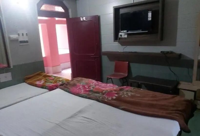 Deluxe Kolmen Hengen Huone, Vijay Laxmi