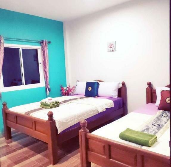 스탠다드 트리플 룸, Baan Haneen At Lanta